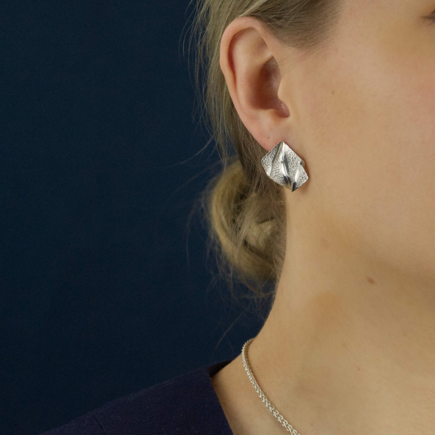 Friija Lumiel korvakorut, hopea