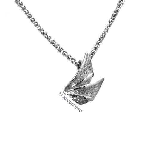 Friija Lumina riipus, kulta